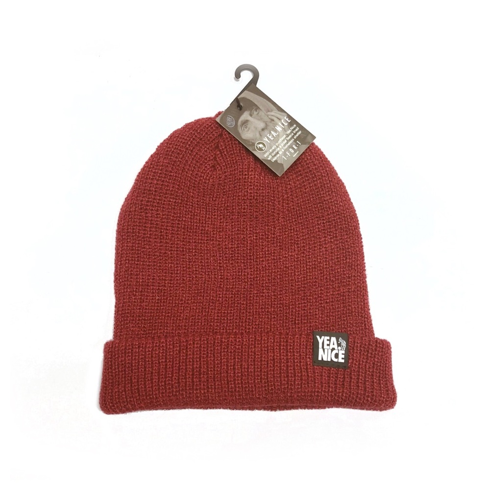 YeaNice Burgundy beanie new with tag.